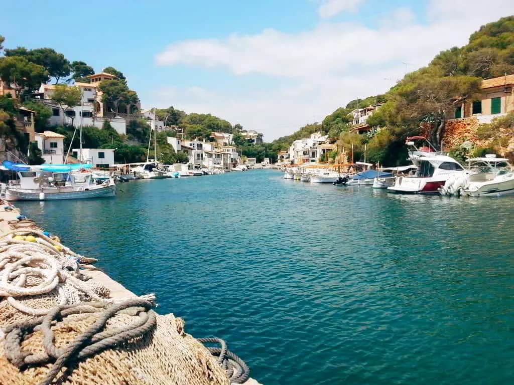 Włochy czy Hiszpania na wakacje? Który kraj lepszy dla ciebie?