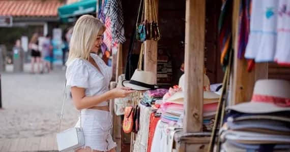 Najciekawsze pamiątki z Grecji, które musisz mieć na swojej liście